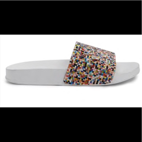 Shoes - Women Beaded sandal